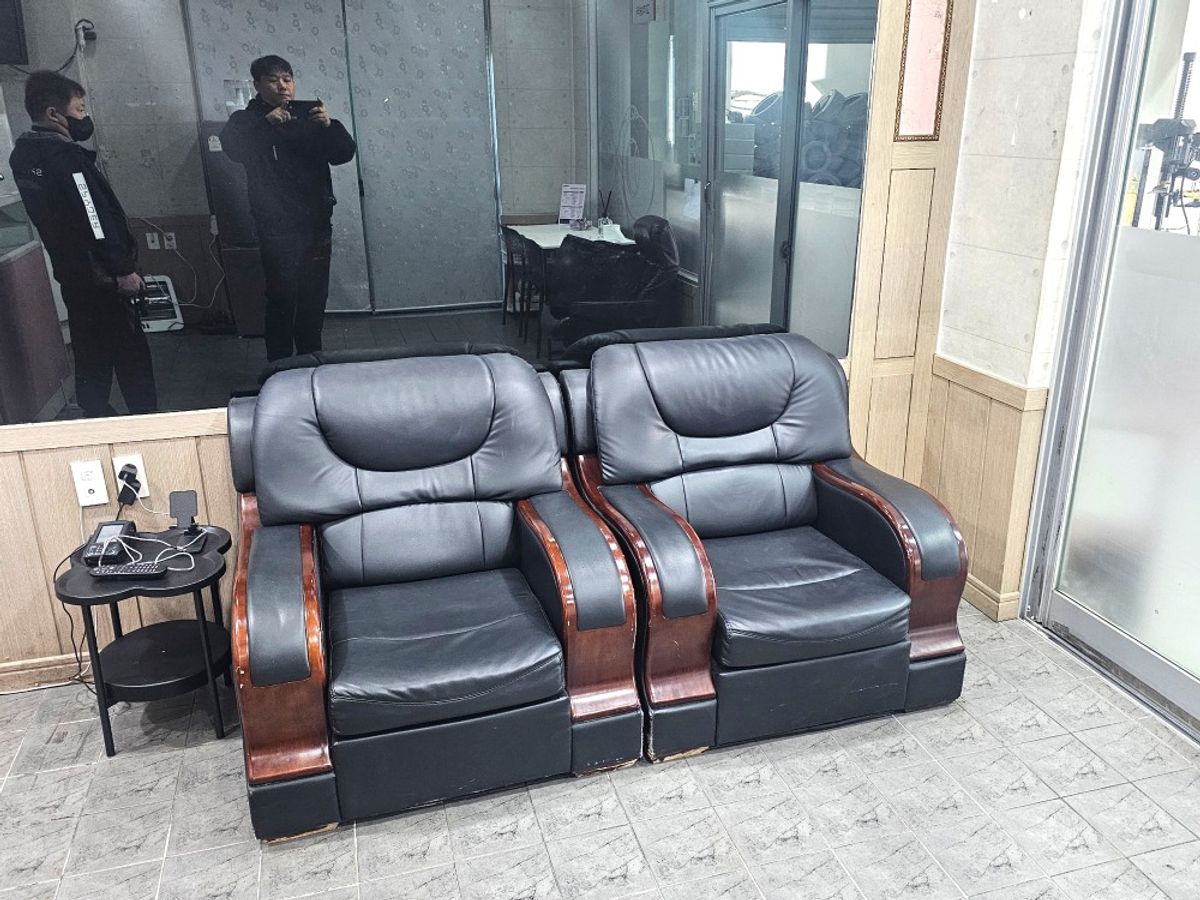 제이엔제이타이어 이미지 1